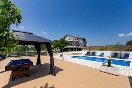 Villa Luka Donje Rastane Екстер'єр фото